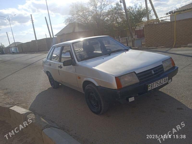 Toyota Corolla 2004 - 25 000 TMT - Sarahs - img 2