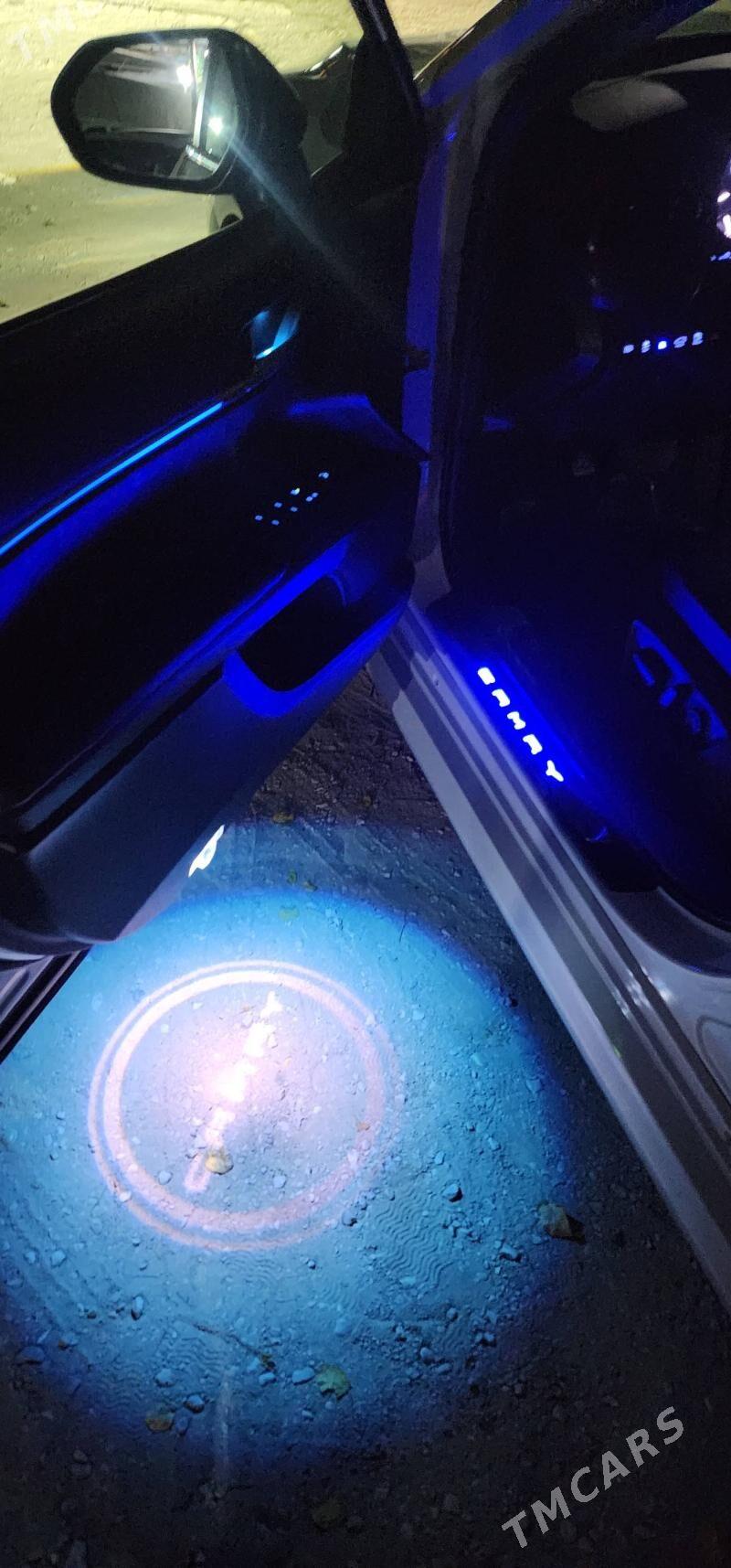 Toyota Camry 2022 - 400 000 TMT - Балканабат - img 9