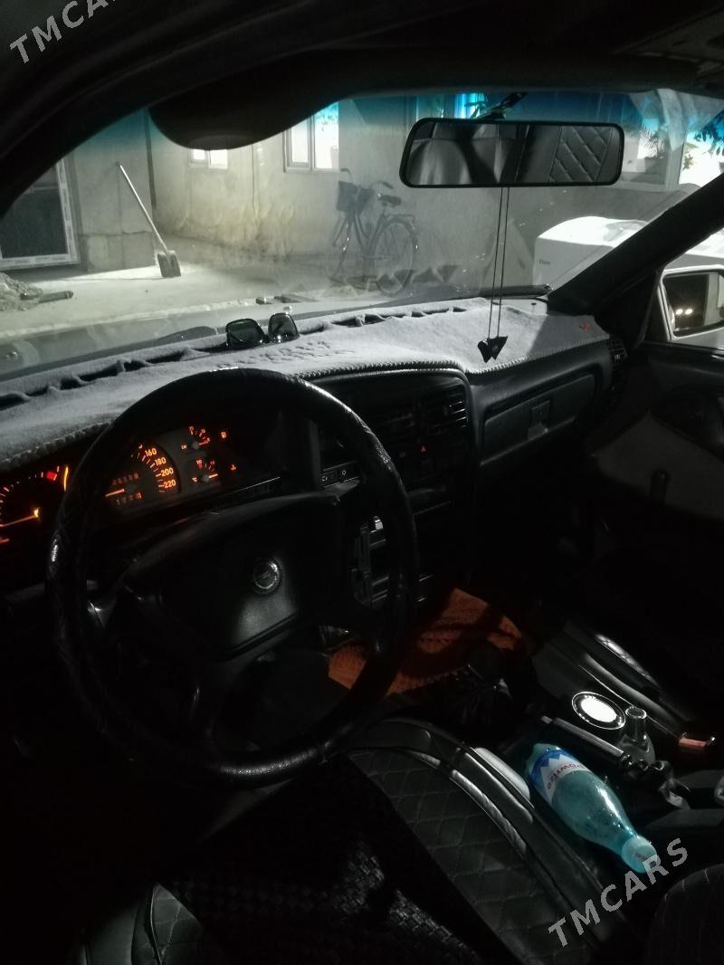Opel Omega 1992 - 26 000 TMT - Туркменабат - img 1