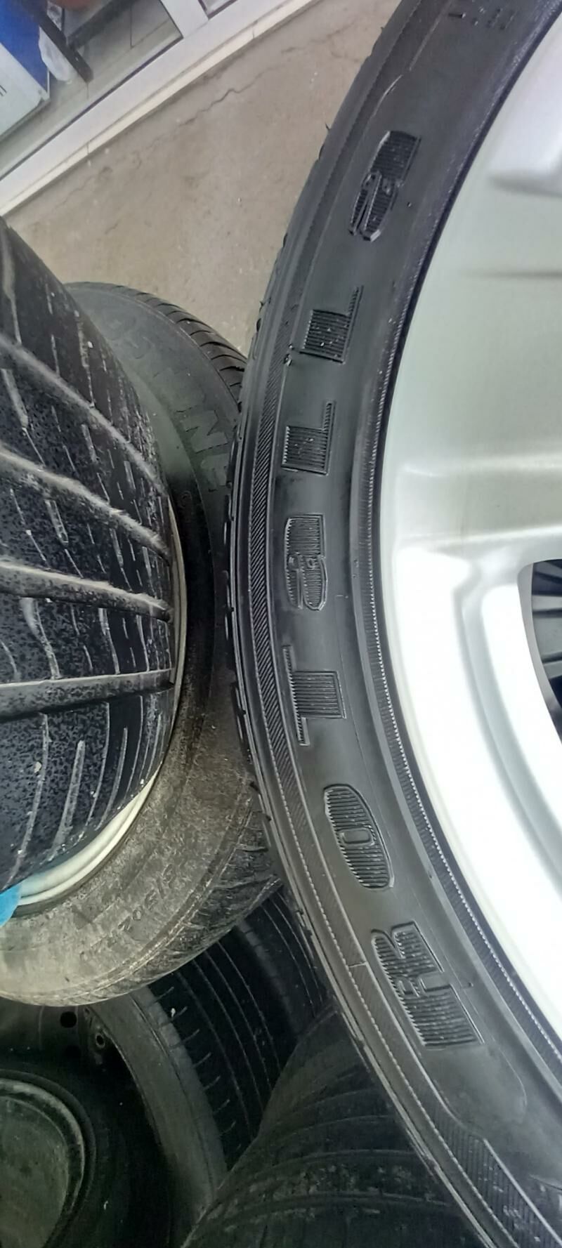 235-45-18 rotalla 1 200 TMT - Бедев - img 3