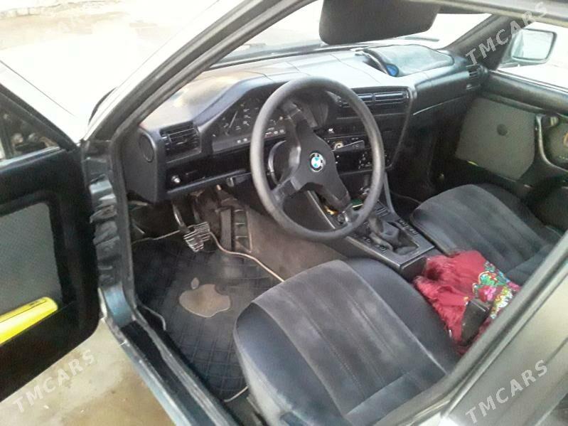 BMW 325 1985 - 20 000 TMT - Сакар - img 7