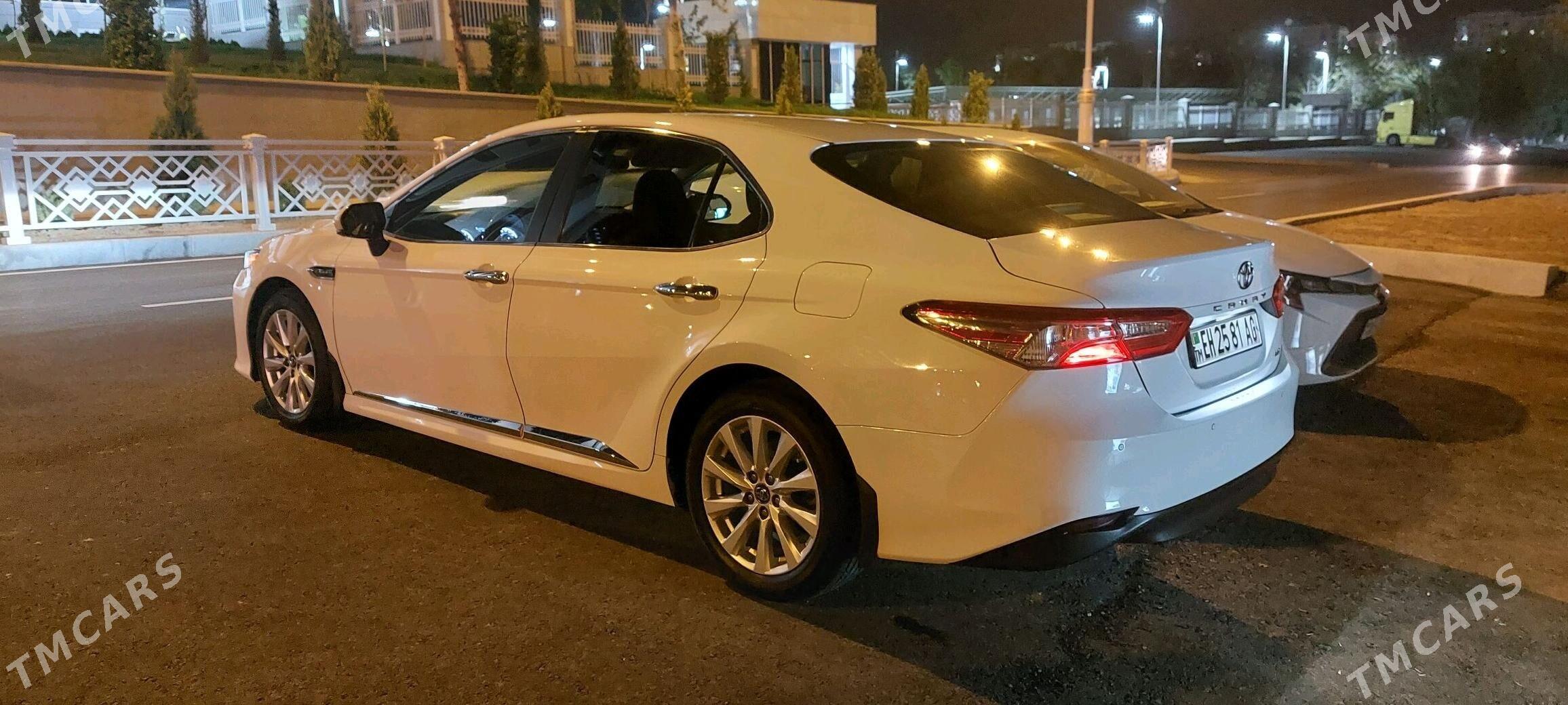 Toyota Camry 2018 - 300 000 TMT - Köşi - img 8