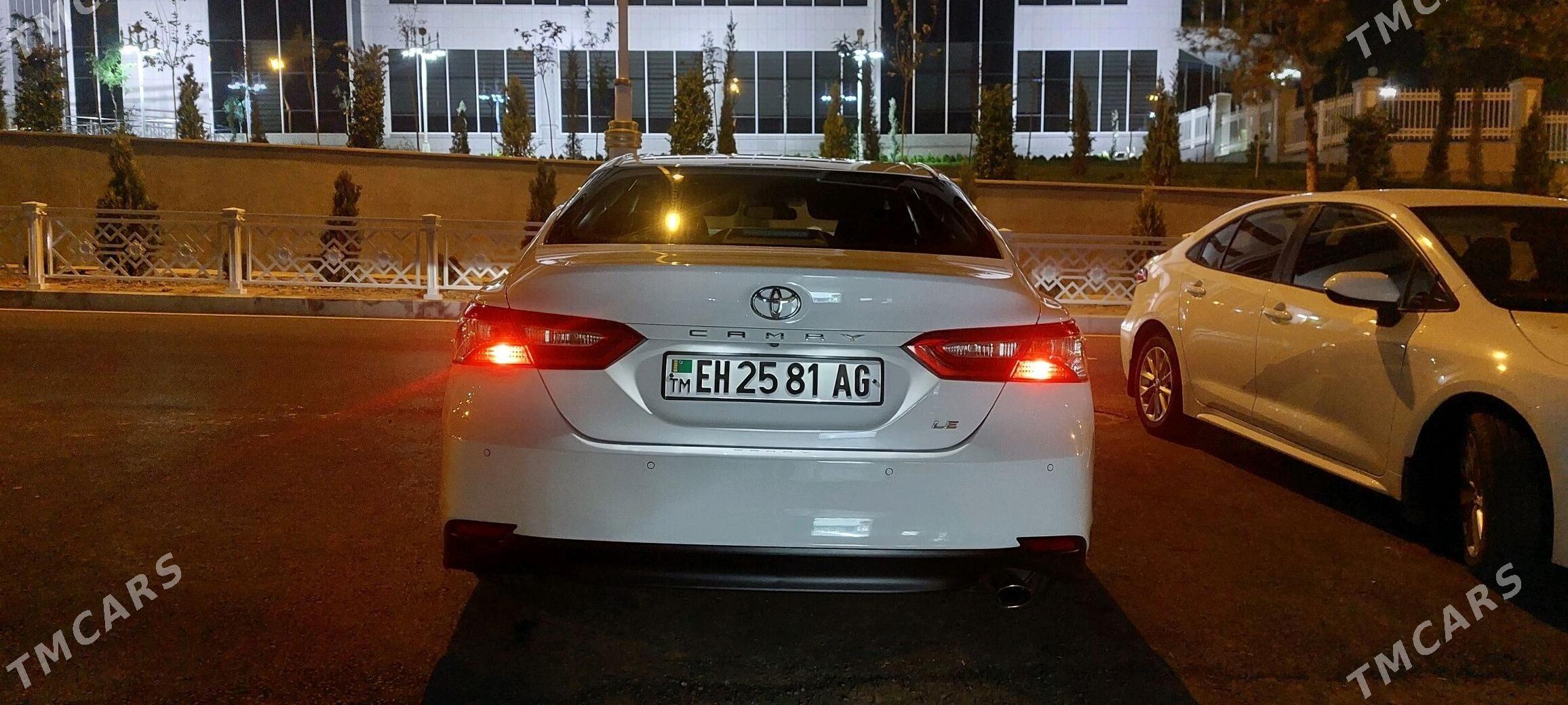 Toyota Camry 2018 - 300 000 TMT - Köşi - img 9