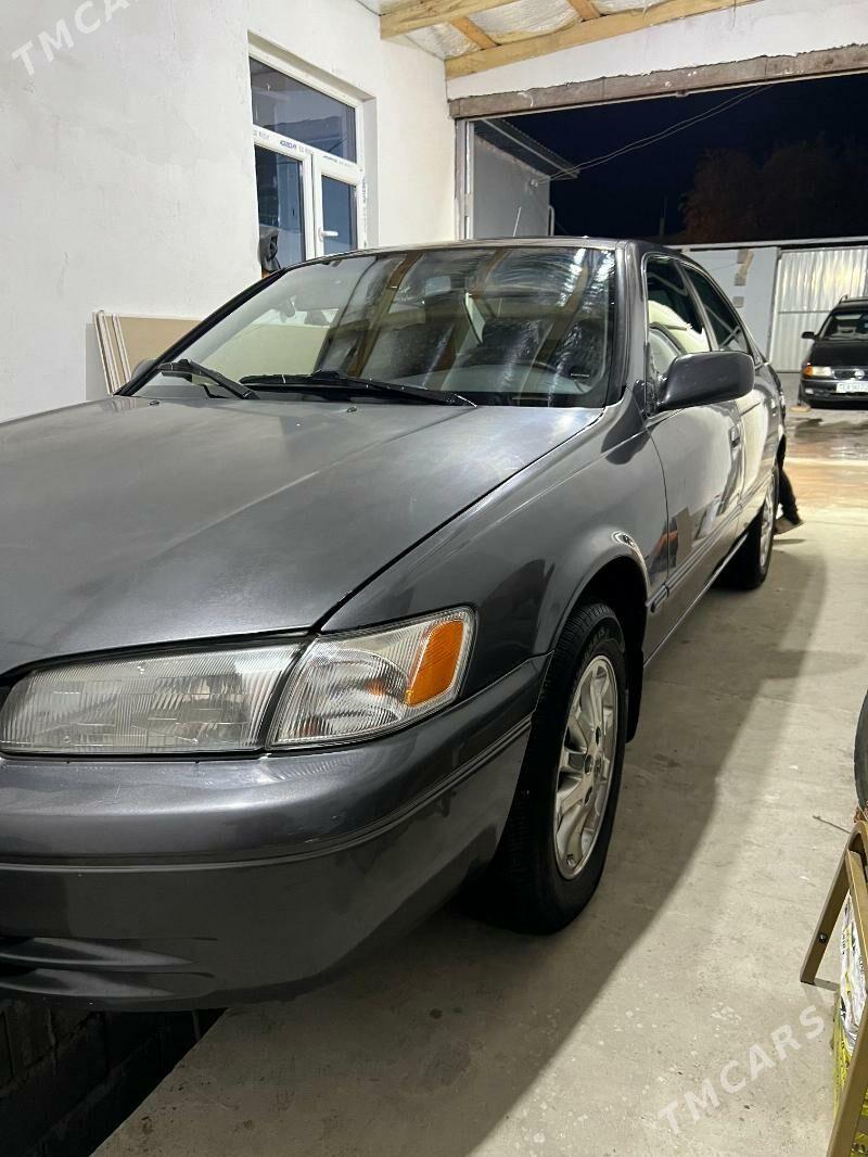 Toyota Camry 1998 - 135 000 TMT - Köneürgenç - img 1