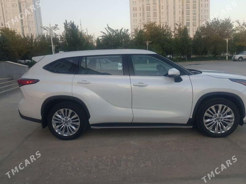 Toyota Highlander 2022 - 650 000 TMT - ул. Московская (10 йыл абаданчылык ш.) - img 1