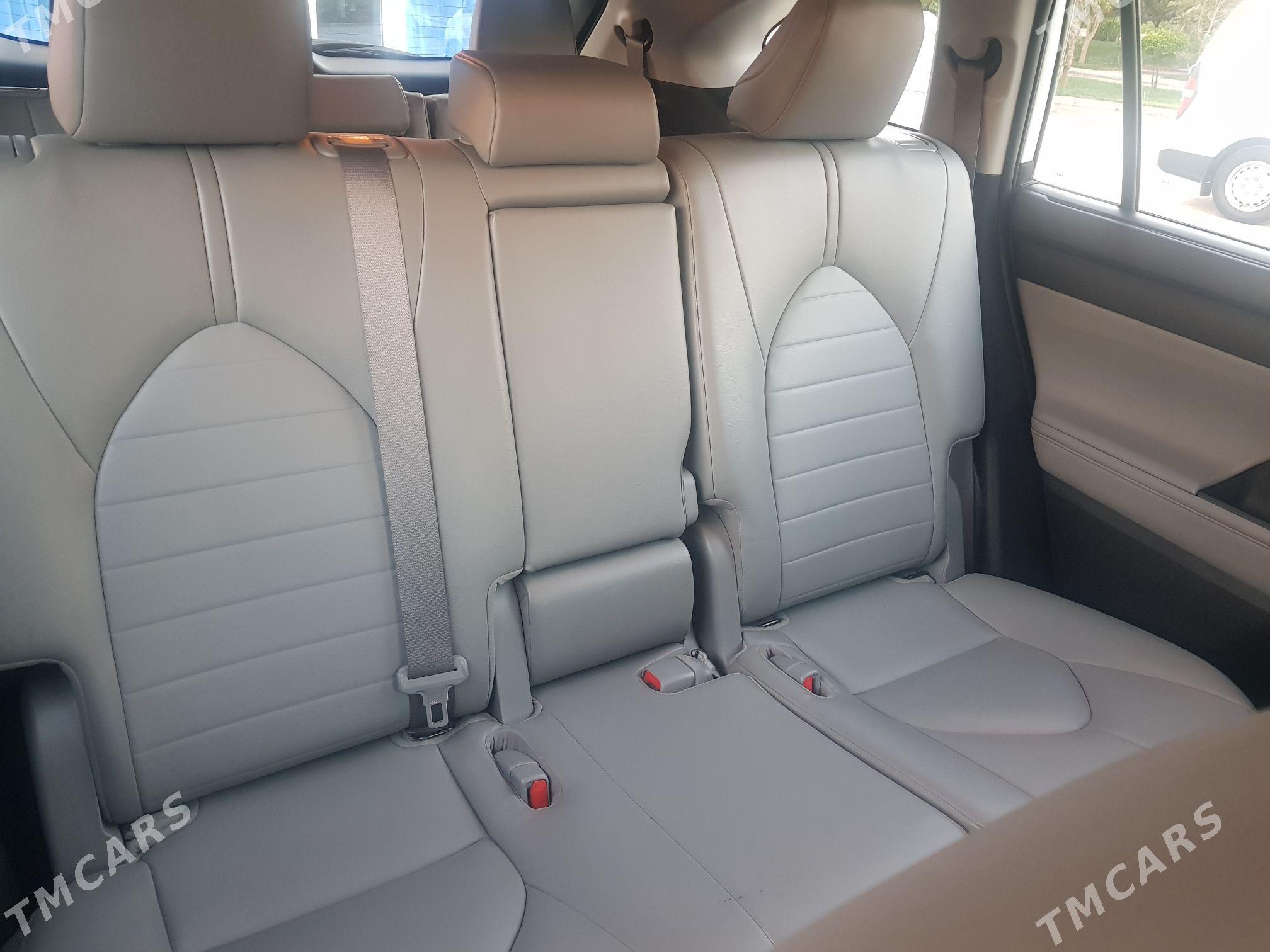 Toyota Highlander 2022 - 650 000 TMT - ул. Московская (10 йыл абаданчылык ш.) - img 4