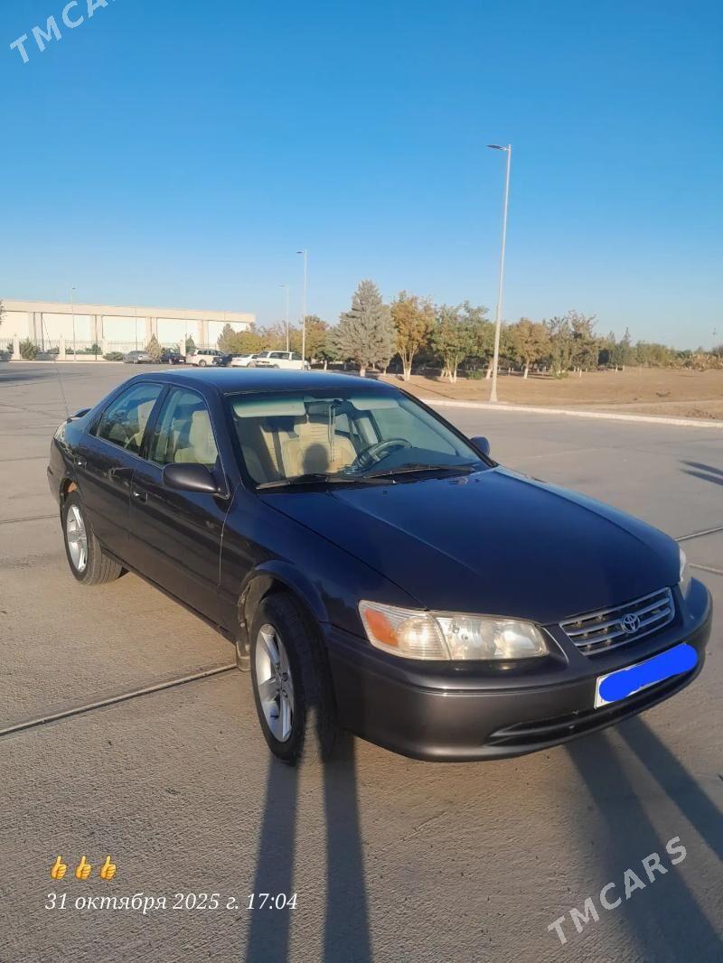 Toyota Camry 2000 - 150 000 TMT - Кёнеургенч - img 1