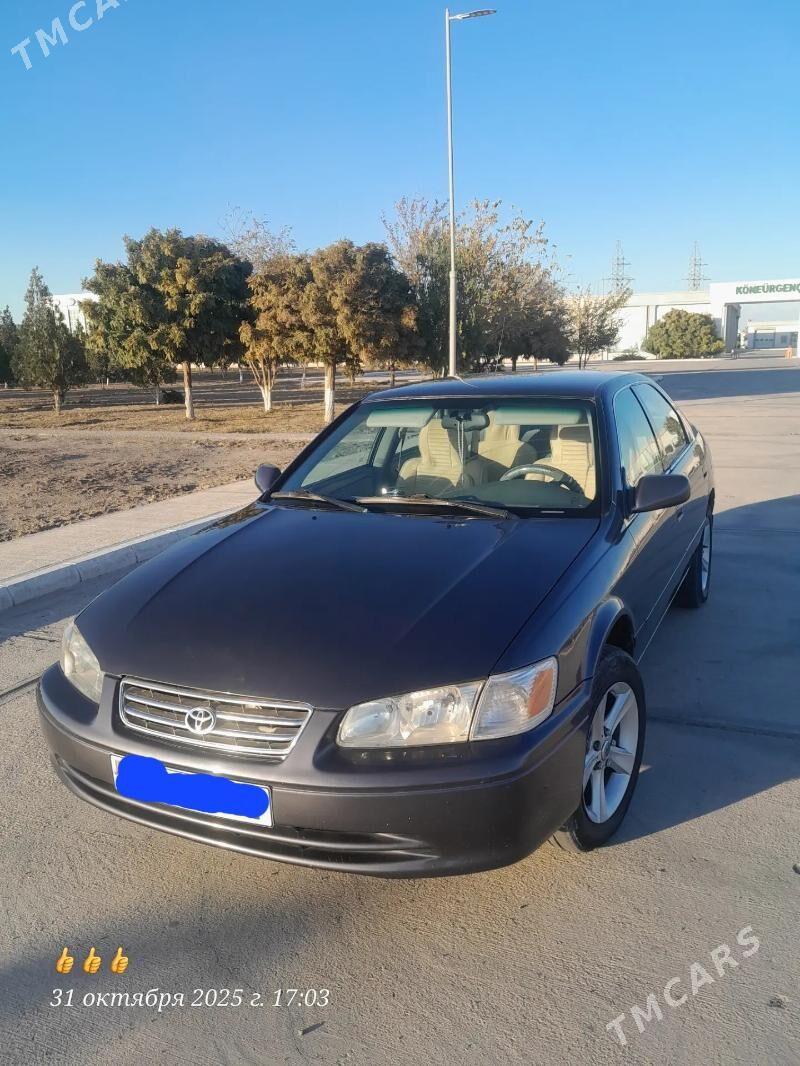 Toyota Camry 2000 - 150 000 TMT - Кёнеургенч - img 2