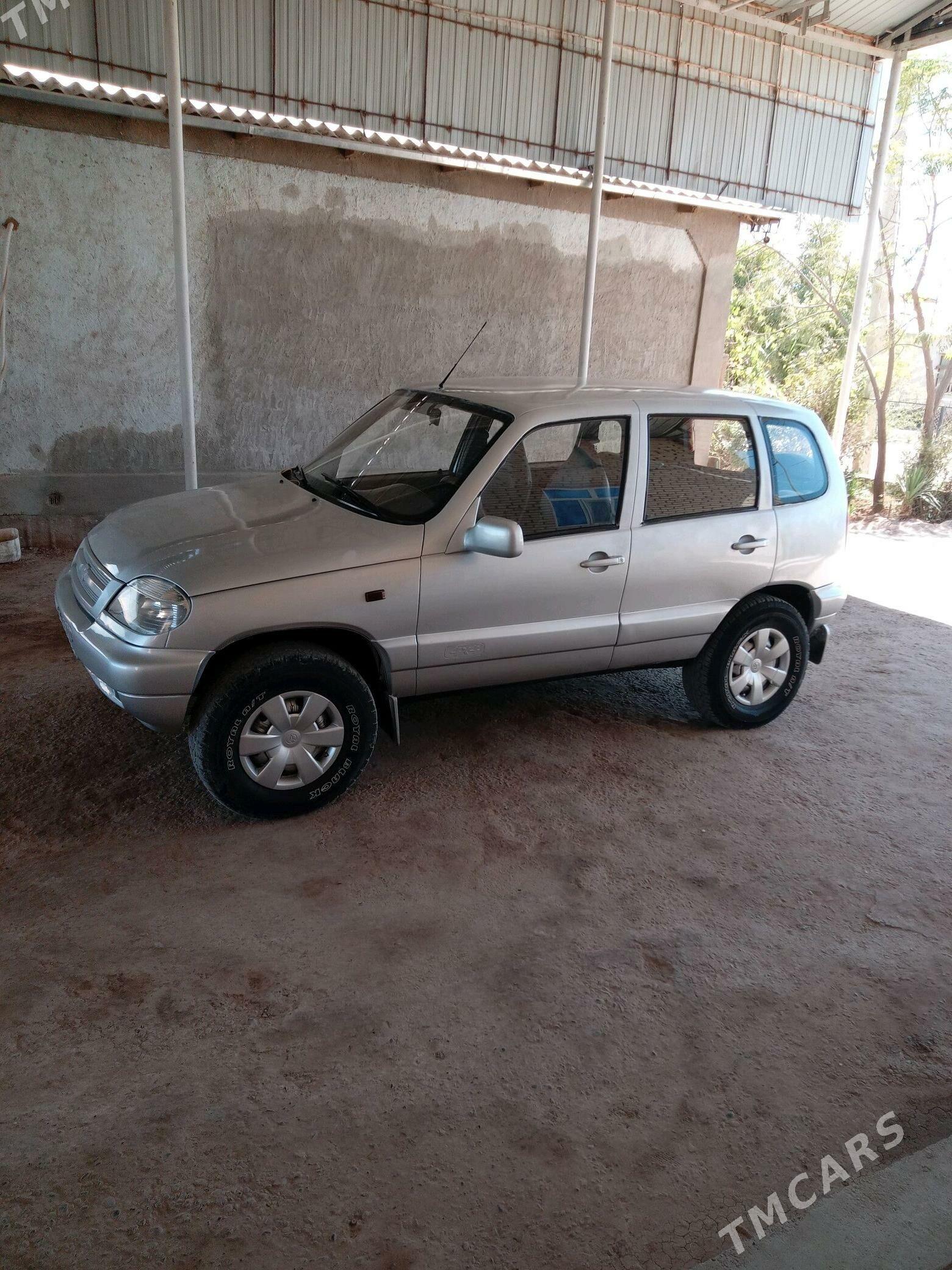 Lada Niva 2005 - 80 000 TMT - Теджен - img 2