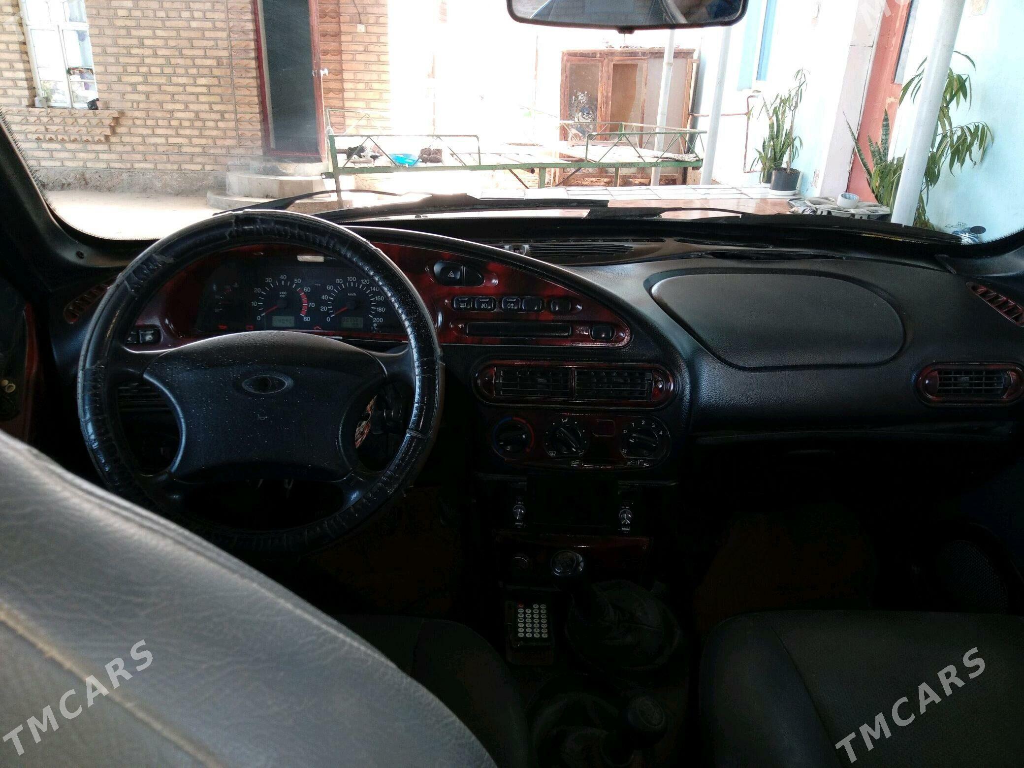 Lada Niva 2005 - 80 000 TMT - Теджен - img 3