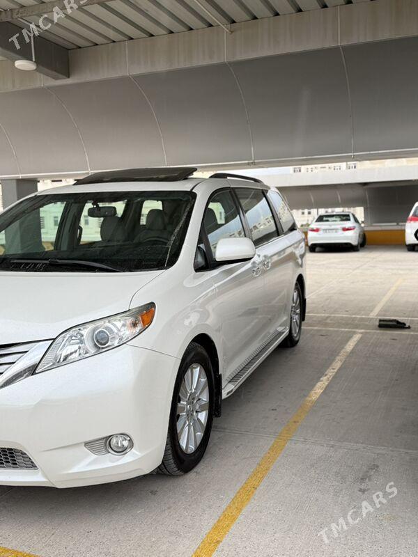 Toyota Sienna 2017 - 450 000 TMT - Ашхабад - img 8