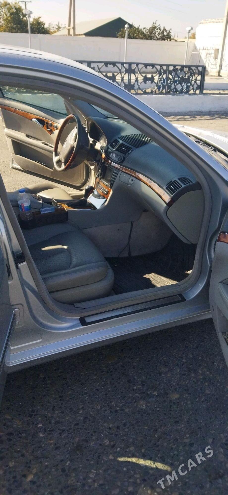 Mercedes-Benz E320 2003 - 170 000 TMT - Dänew - img 6