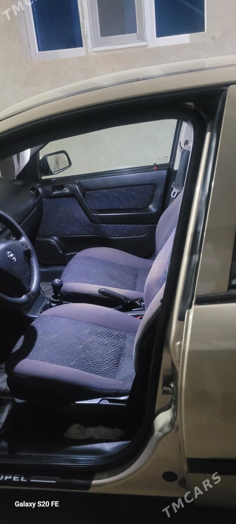Opel Astra 2002 - 90 000 TMT - Дашогуз - img 4