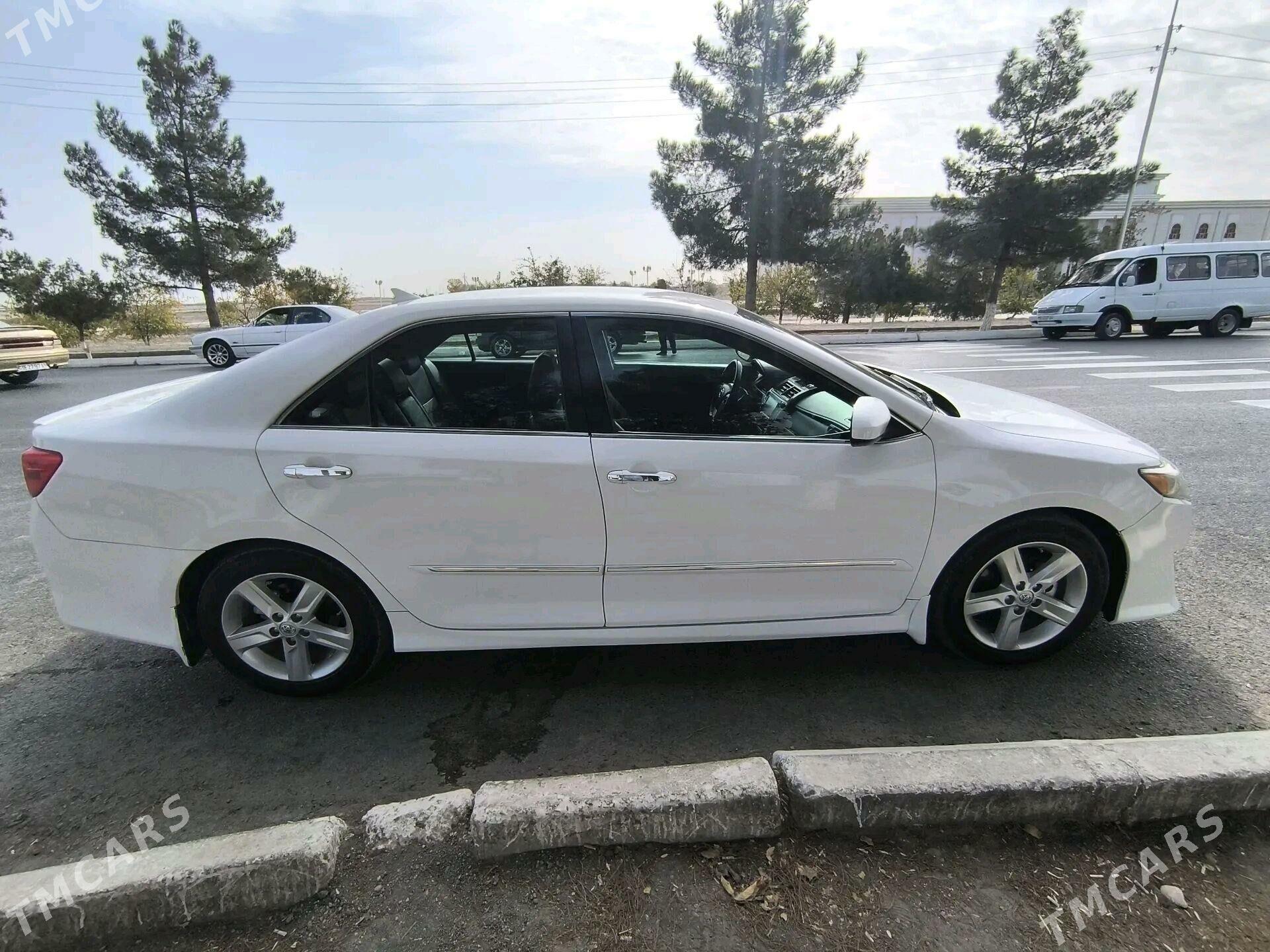 Toyota Camry 2013 - 225 000 TMT - етр. Туркменбаши - img 2