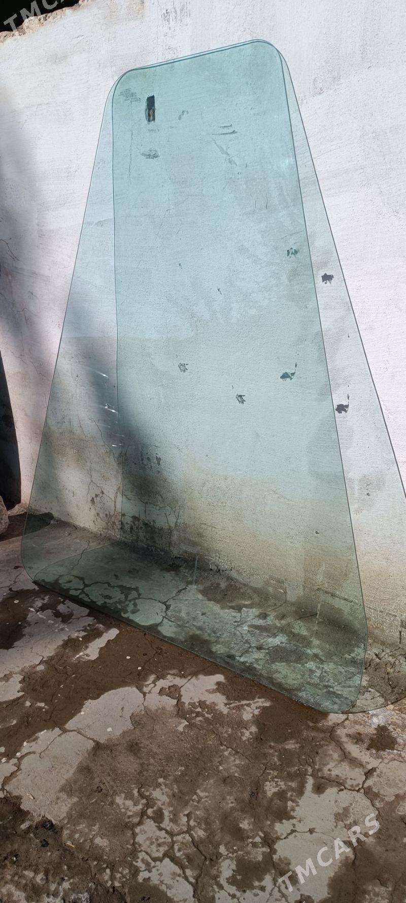 Трактор: стекло - Türkmenabat - img 2