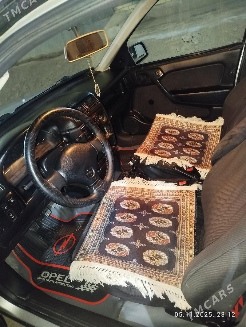 Opel Vectra 1992 - 53 000 TMT - Мары - img 7