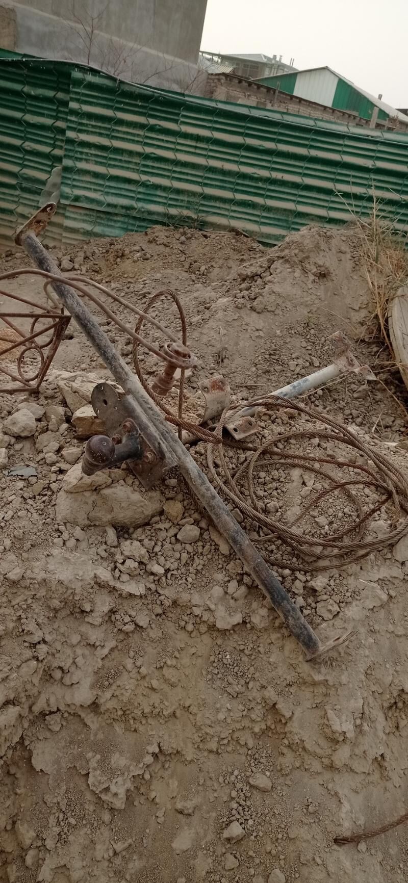 parkop talesga dakylyan 300 TMT - Büzmeýin - img 1