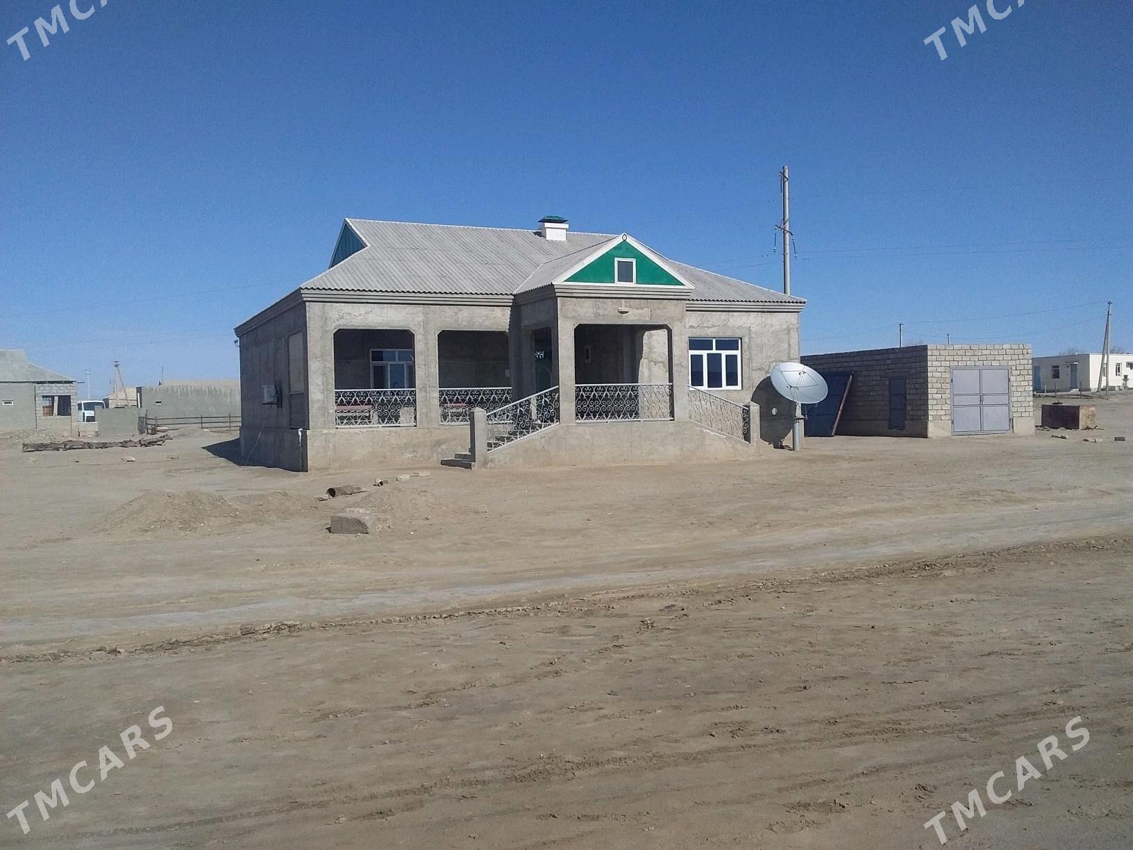 Jaý - Эсенгулы - img 2