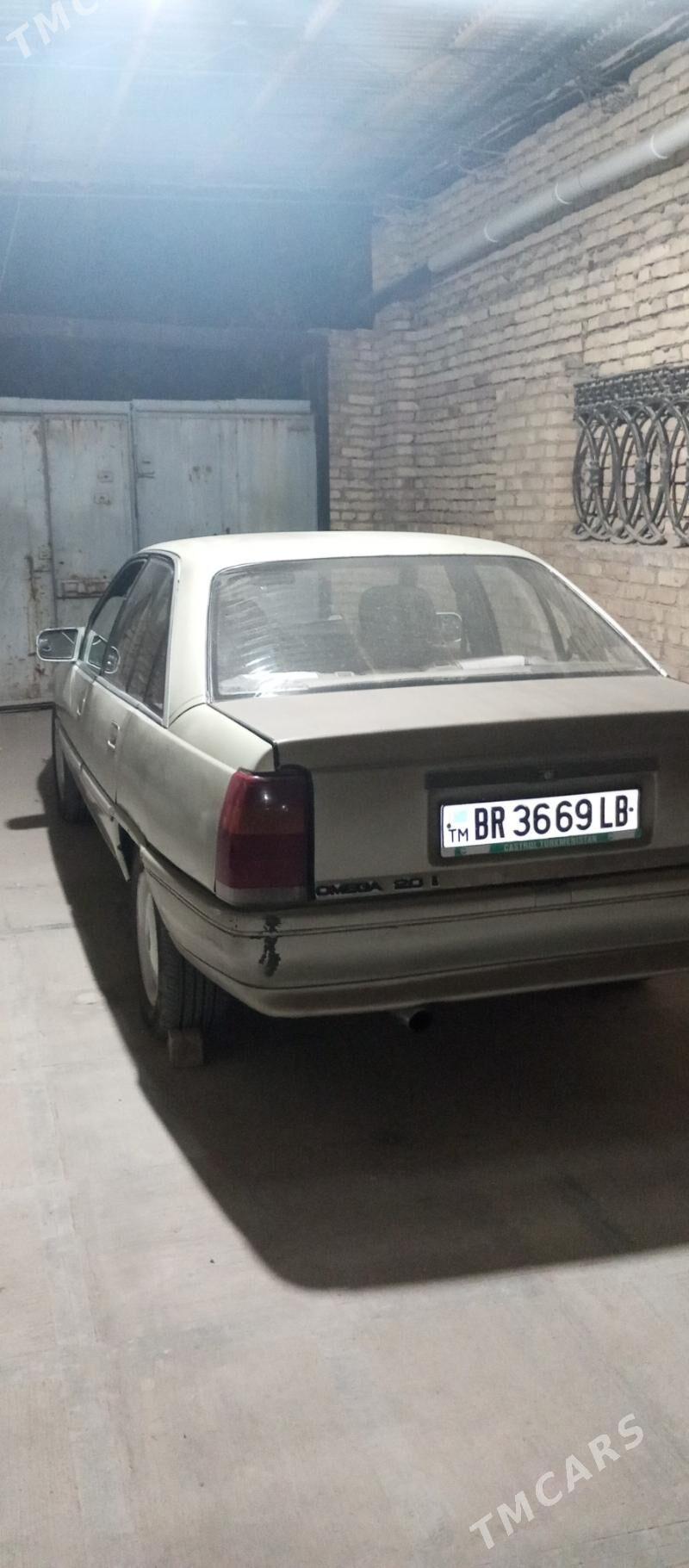 Opel Omega 1990 - 22 000 TMT - Сакар - img 1