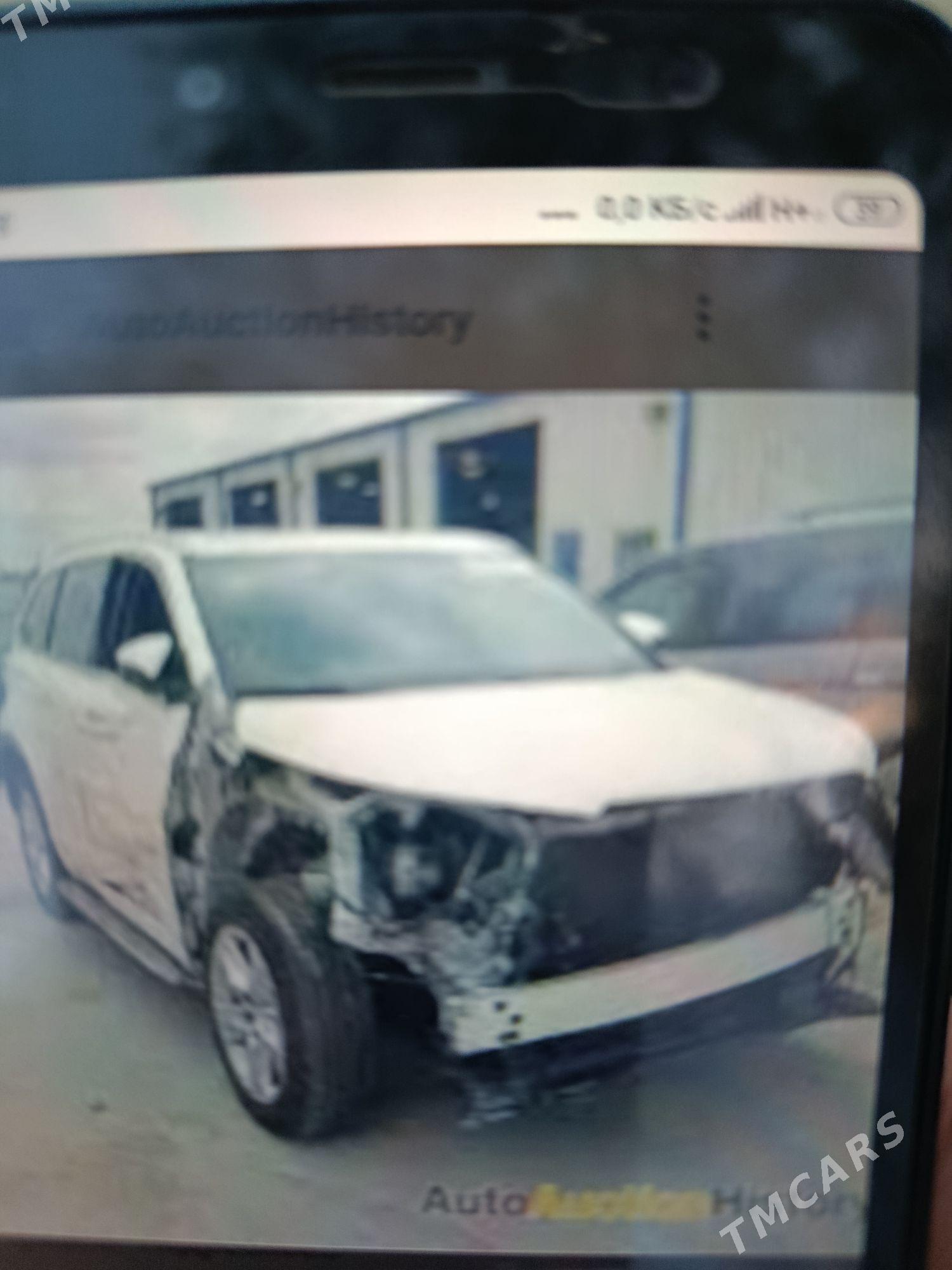 Toyota Highlander 2015 - 400 000 TMT - Ak bugdaý etraby - img 7