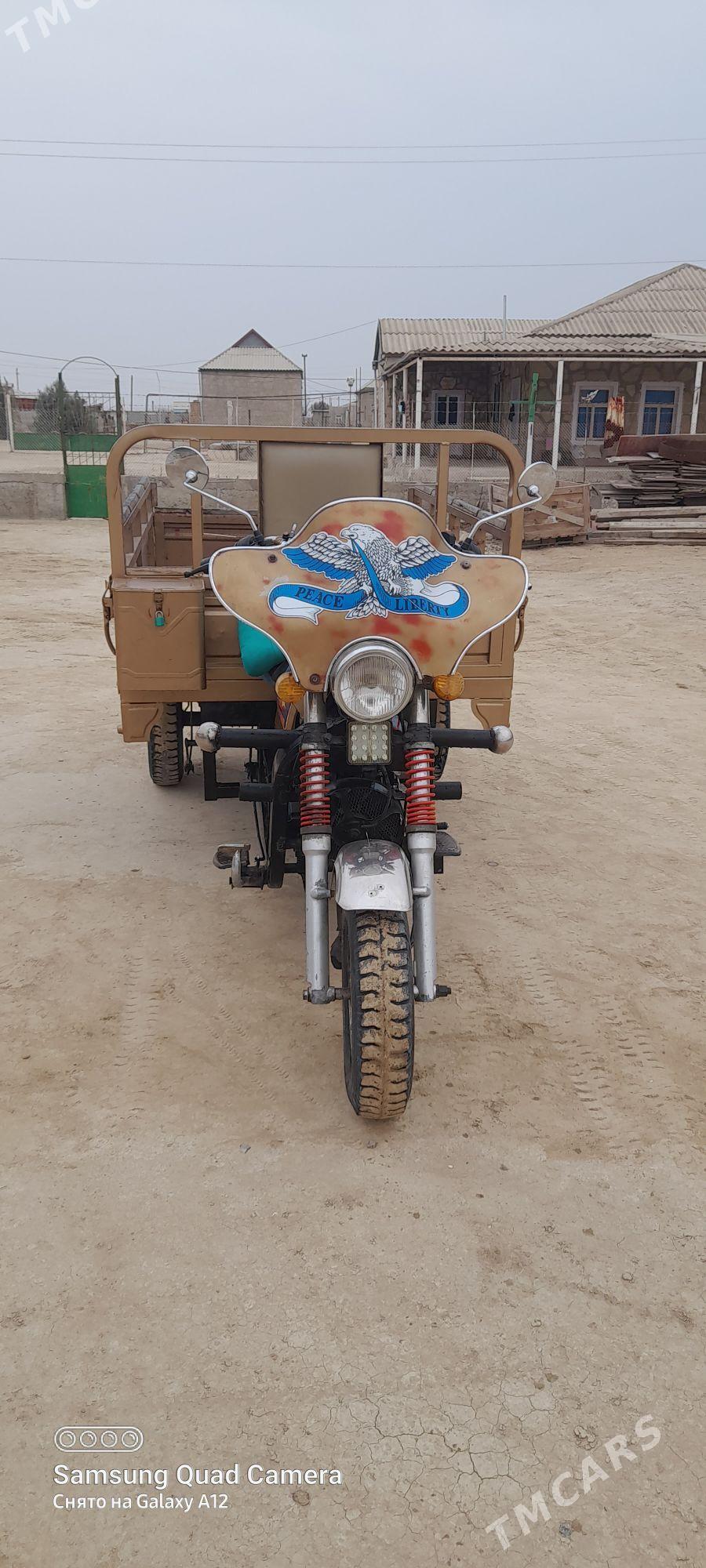 Fekon FK200-14G 2014 - 18 000 TMT - Etrek - img 3