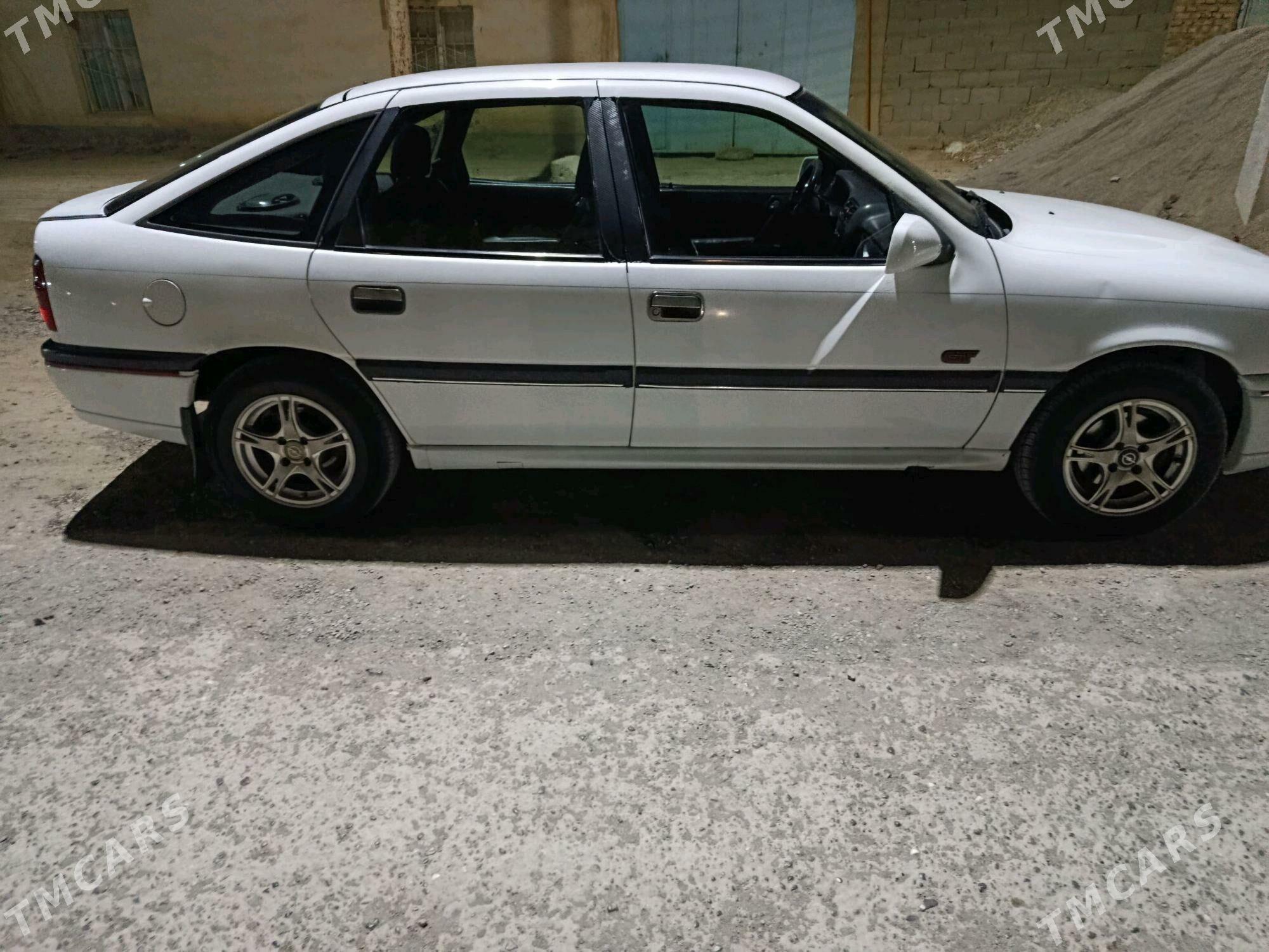 Opel Vectra 1993 - 45 000 TMT - Bäherden - img 2