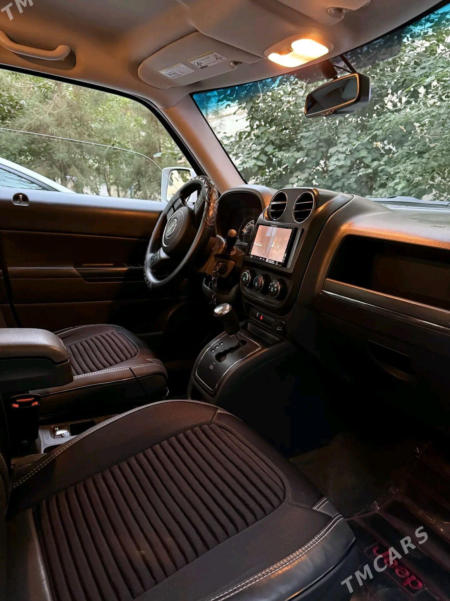 Jeep Patriot 2017 - 380 000 TMT - Aşgabat - img 1