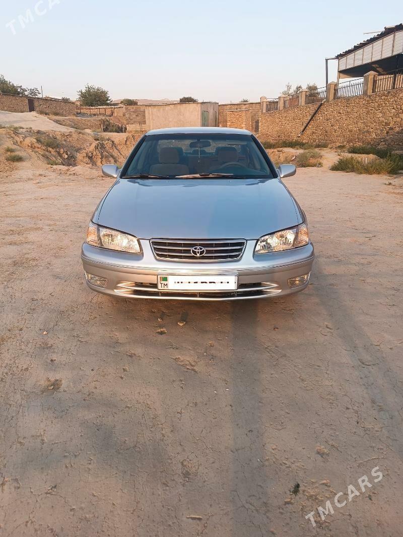 Toyota Camry 2001 - 157 000 TMT - Magdanly - img 1