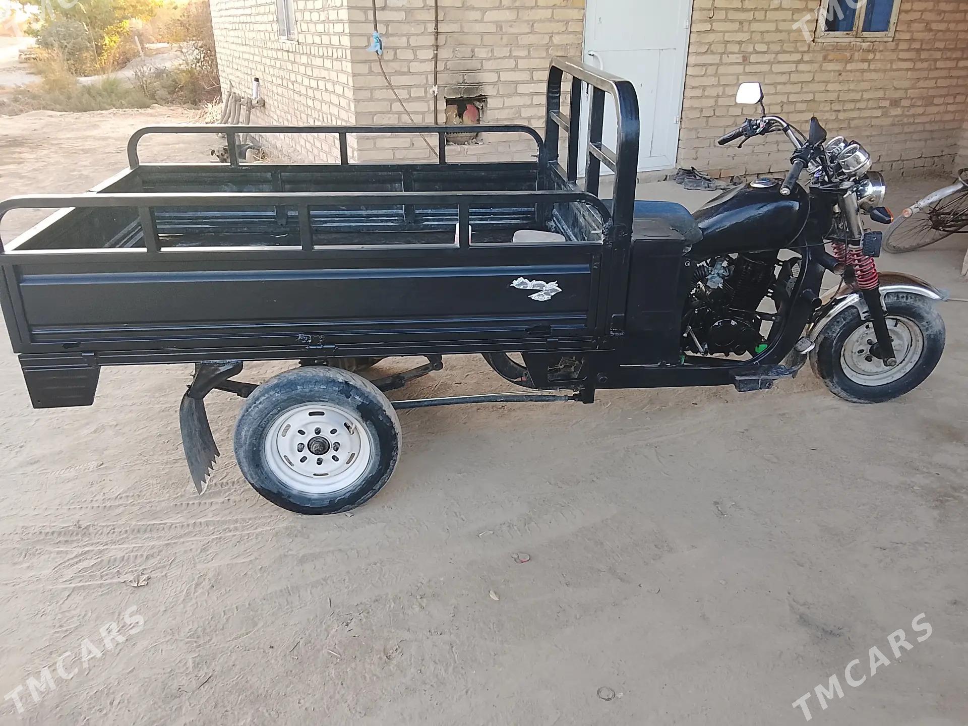 Fekon FK200-14G 2014 - 14 000 TMT - Гарабекевюл - img 1