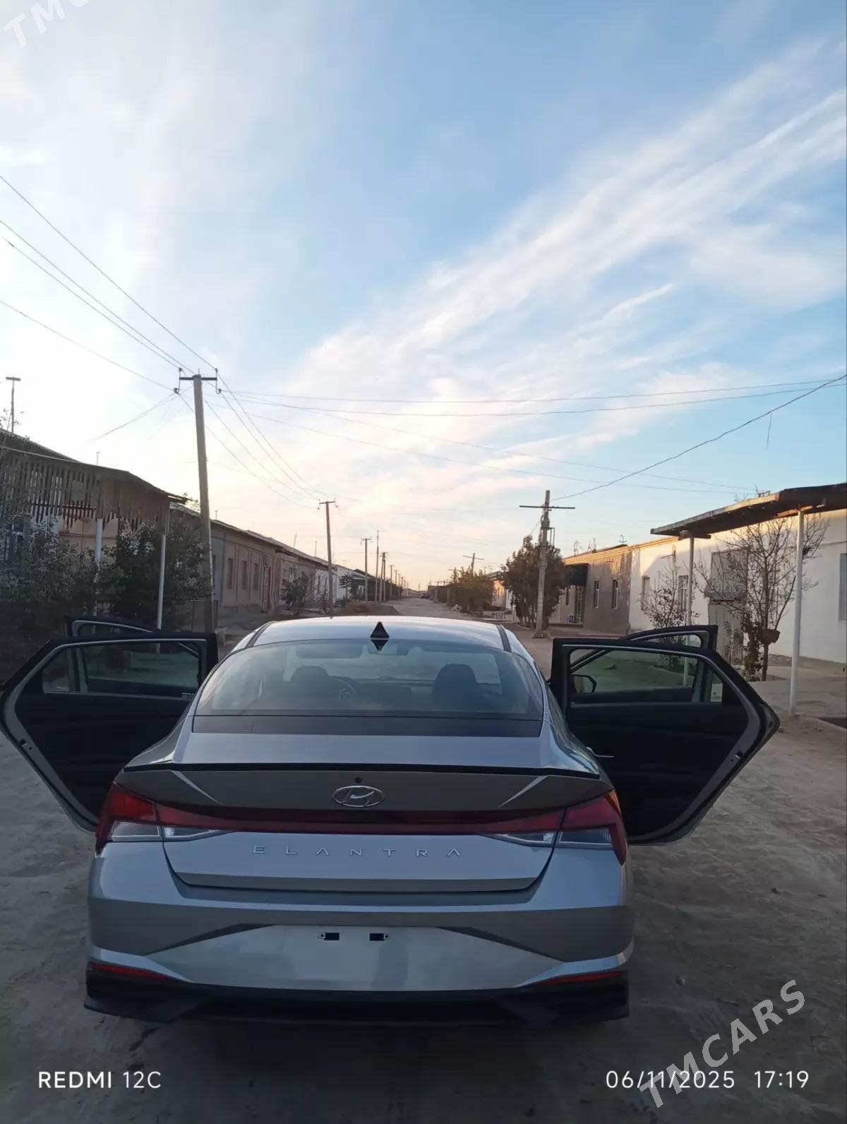 Hyundai Elantra 2021 - 230 000 TMT - Köneürgenç - img 5