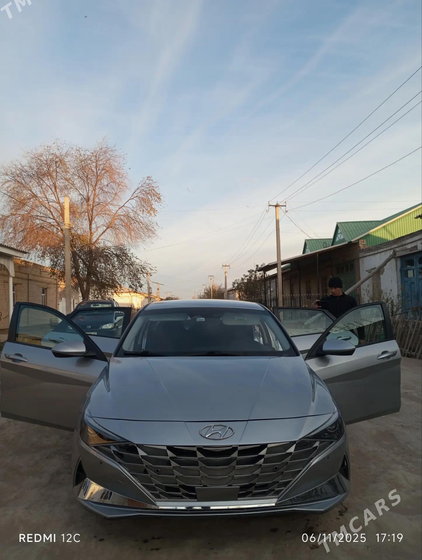 Hyundai Elantra 2021 - 230 000 TMT - Köneürgenç - img 9