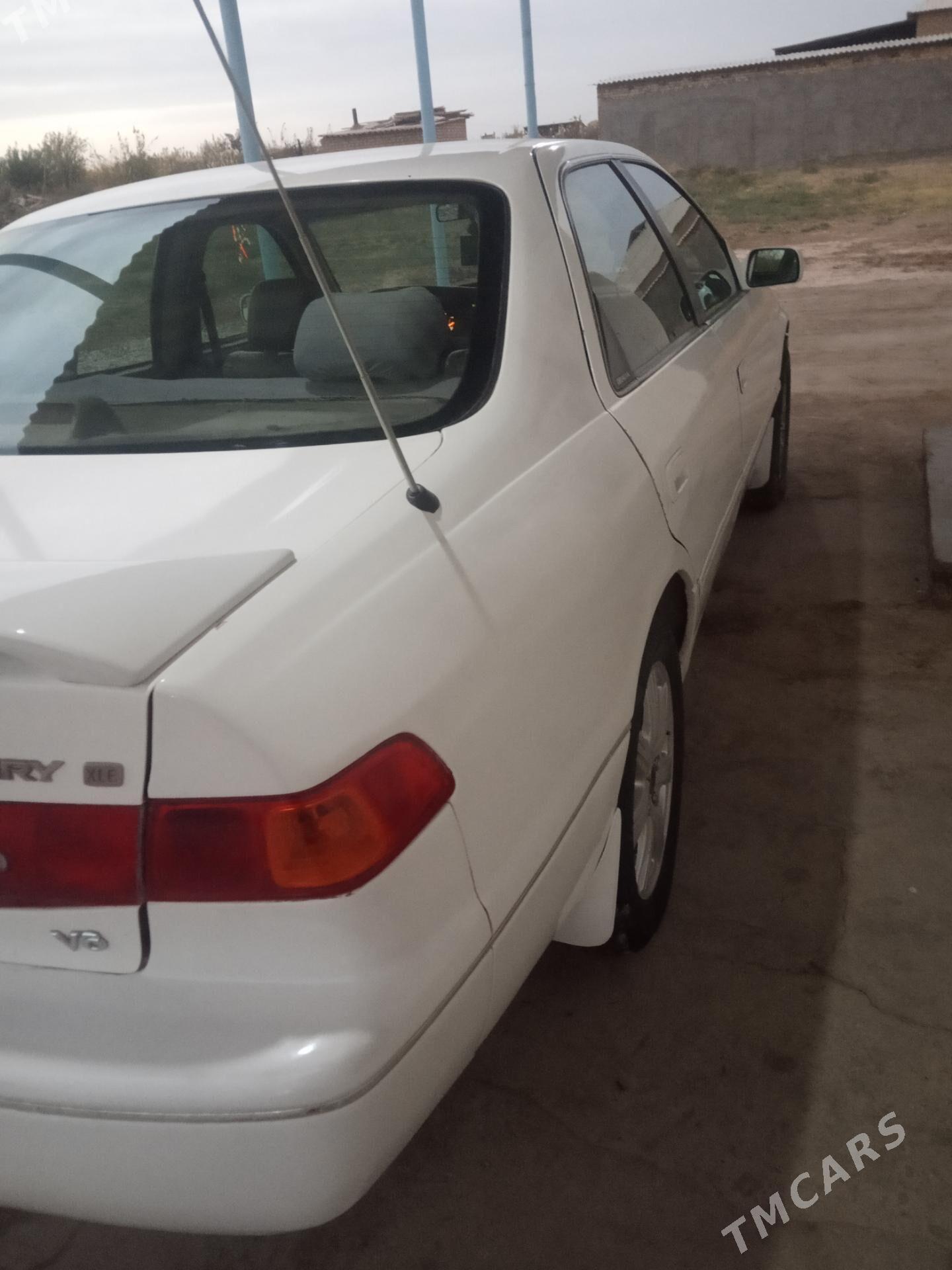 Toyota Camry 2000 - 155 000 TMT - Серахс - img 2