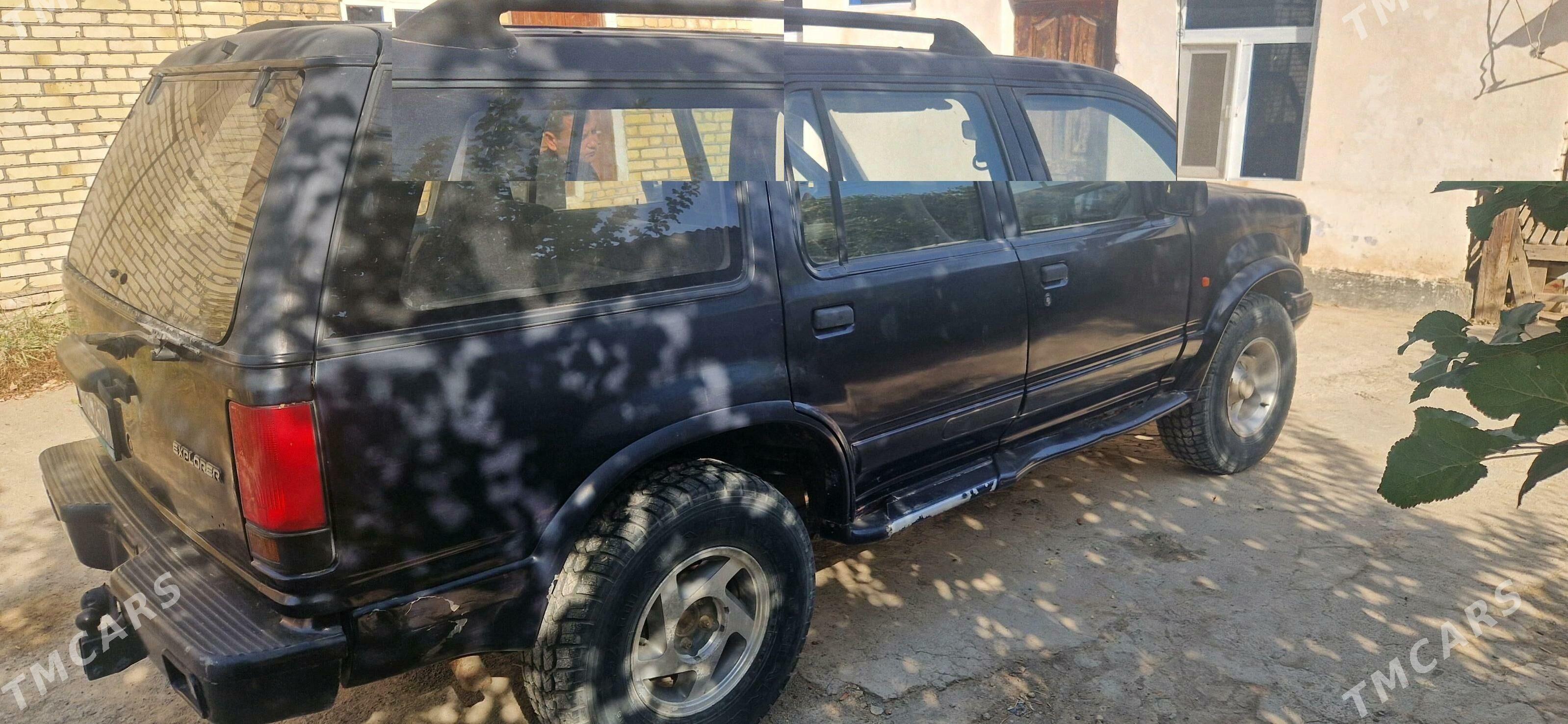 Ford Explorer 1995 - 40 000 TMT - Байрамали - img 1