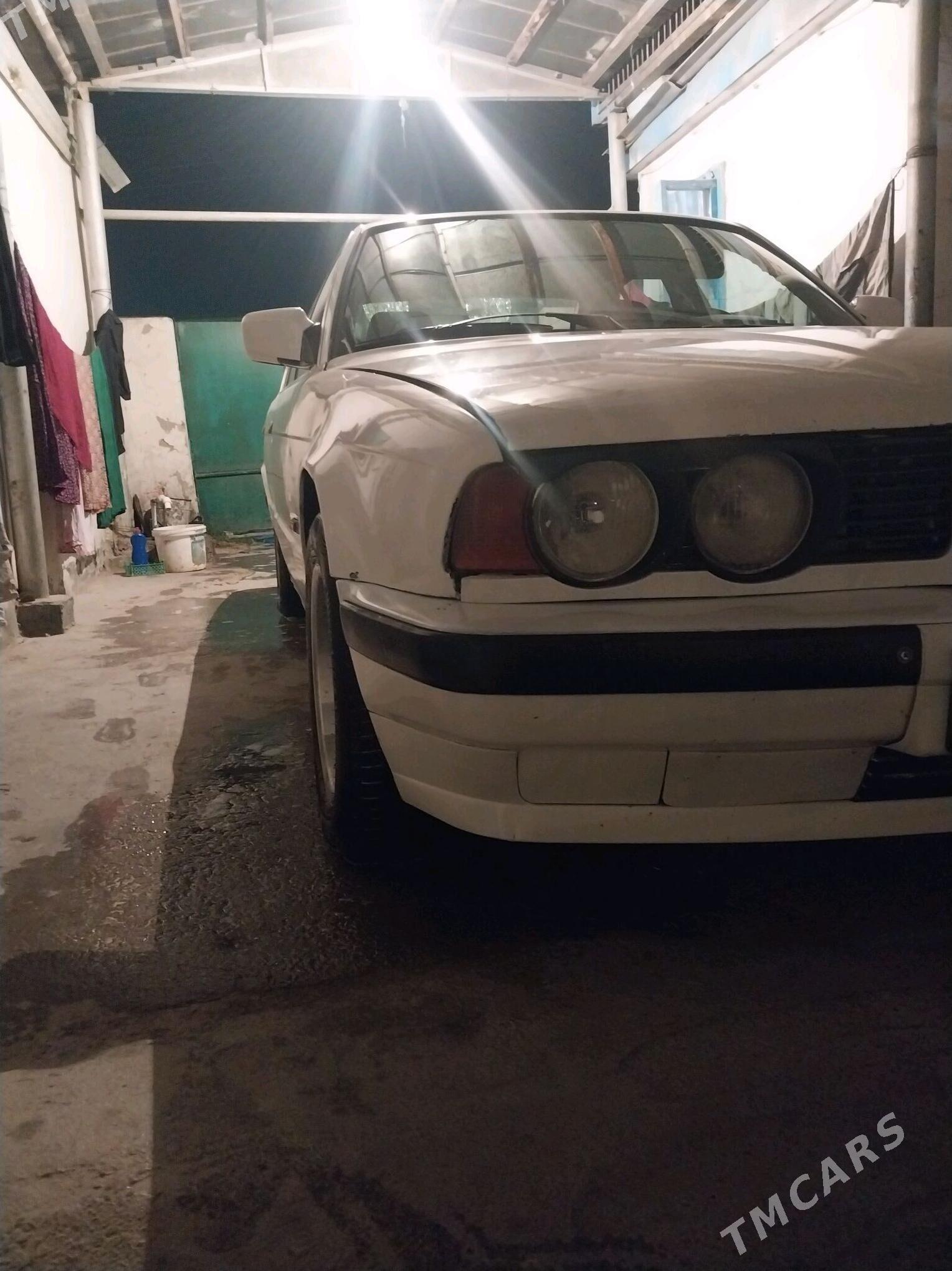 BMW 525 1989 - 30 000 TMT - Гёкдепе - img 1