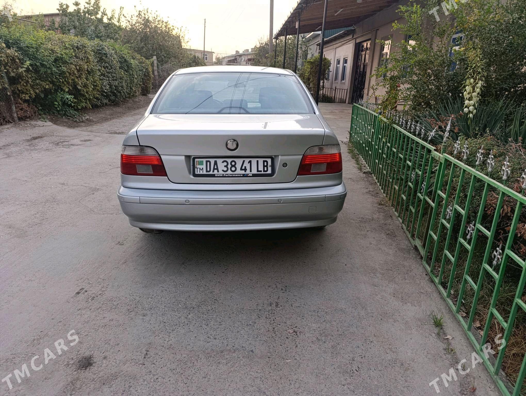 BMW E39 2001 - 87 000 TMT - Türkmenabat - img 4