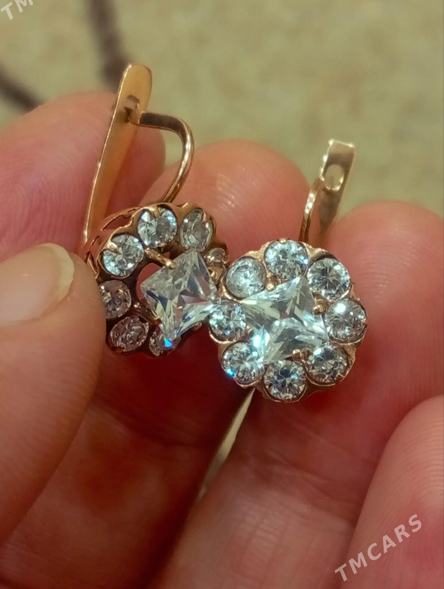 Gyzyl gulakhalka - Aşgabat - img 1