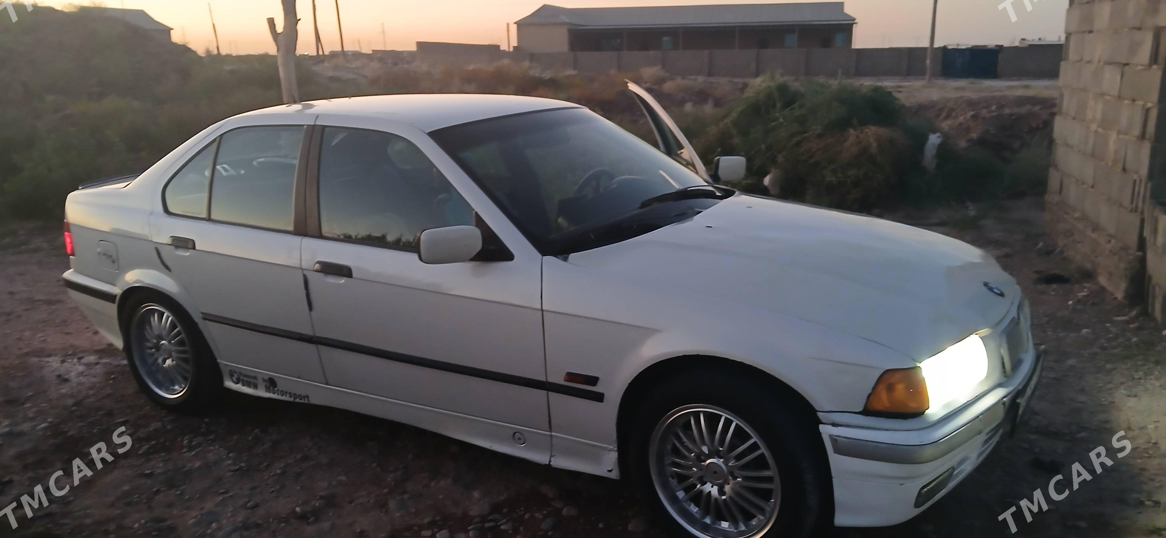 BMW 325 1993 - 45 000 TMT - Sarahs - img 9