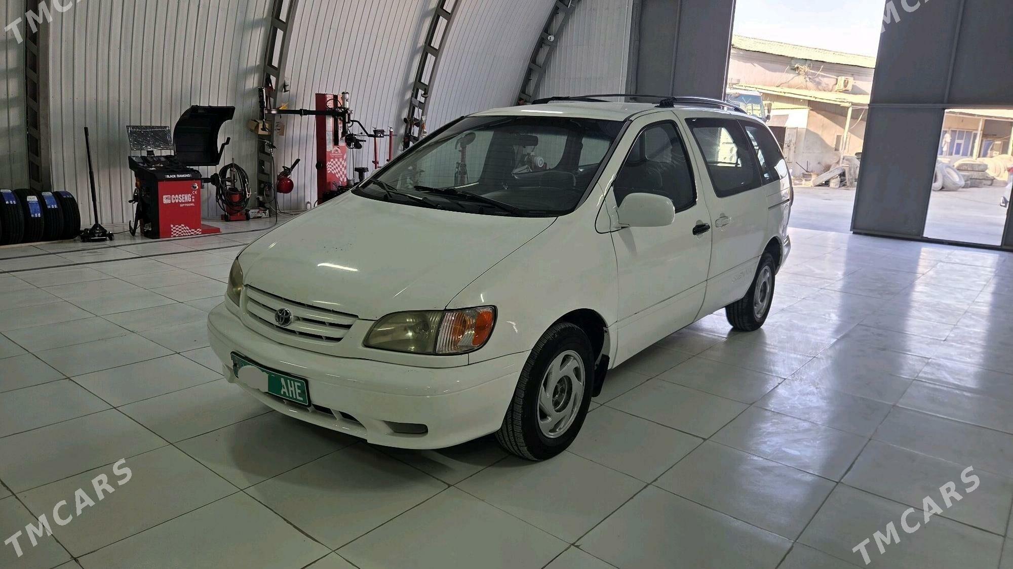Toyota Sienna 2002 - 140 000 TMT - Gökdepe - img 1