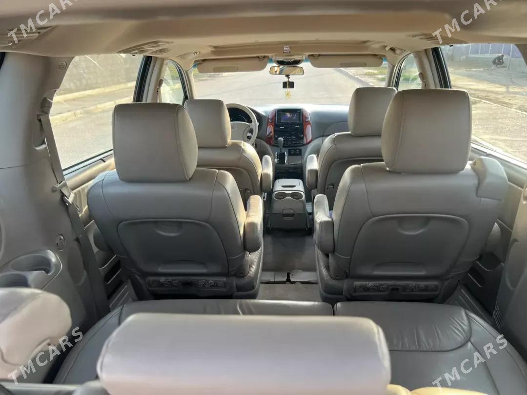 Toyota Sienna 2009 - 305 000 TMT - Туркменбаши - img 4