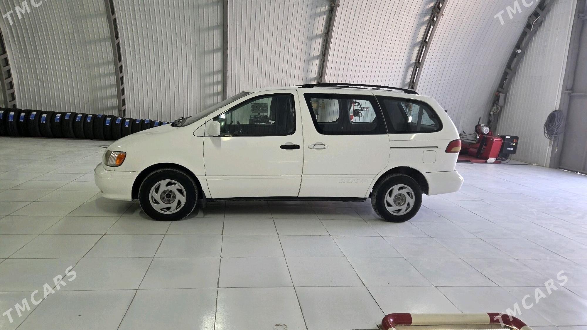 Toyota Sienna 2002 - 140 000 TMT - Gökdepe - img 2