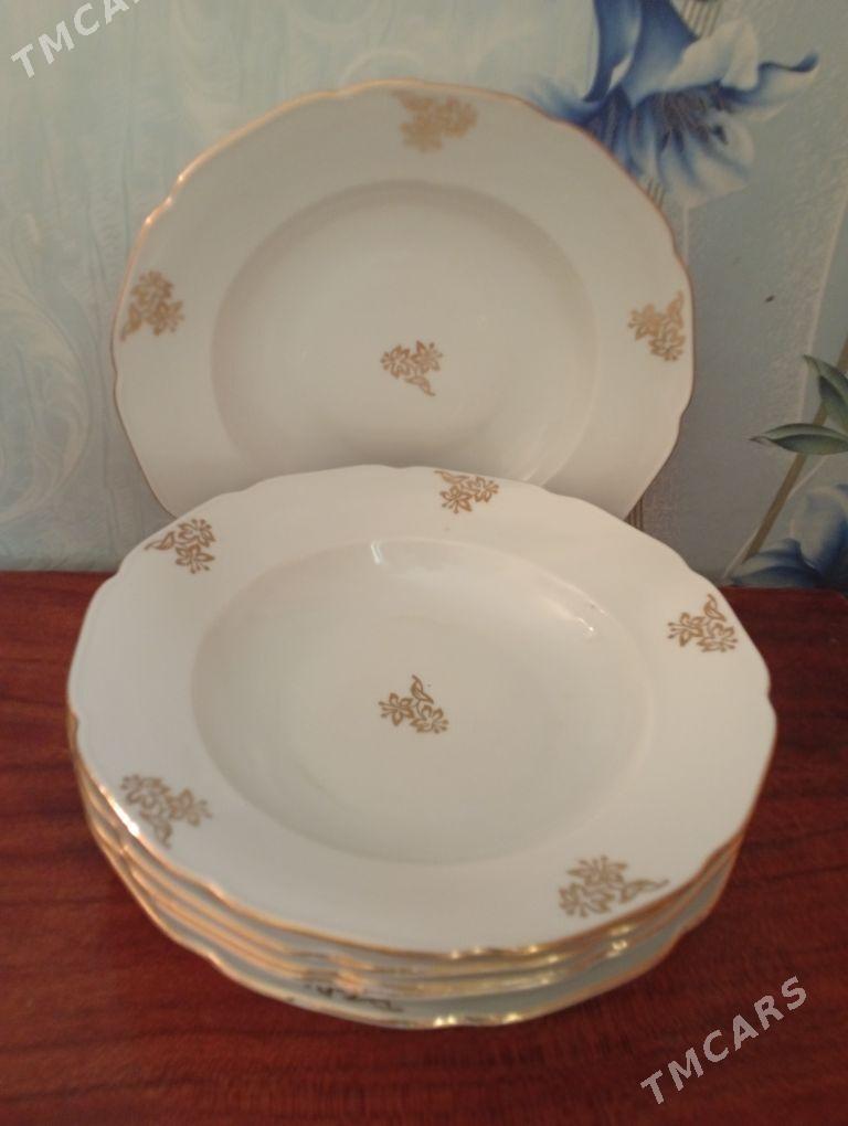 Тарелки, Фарфор,Богемия - Мары - img 1