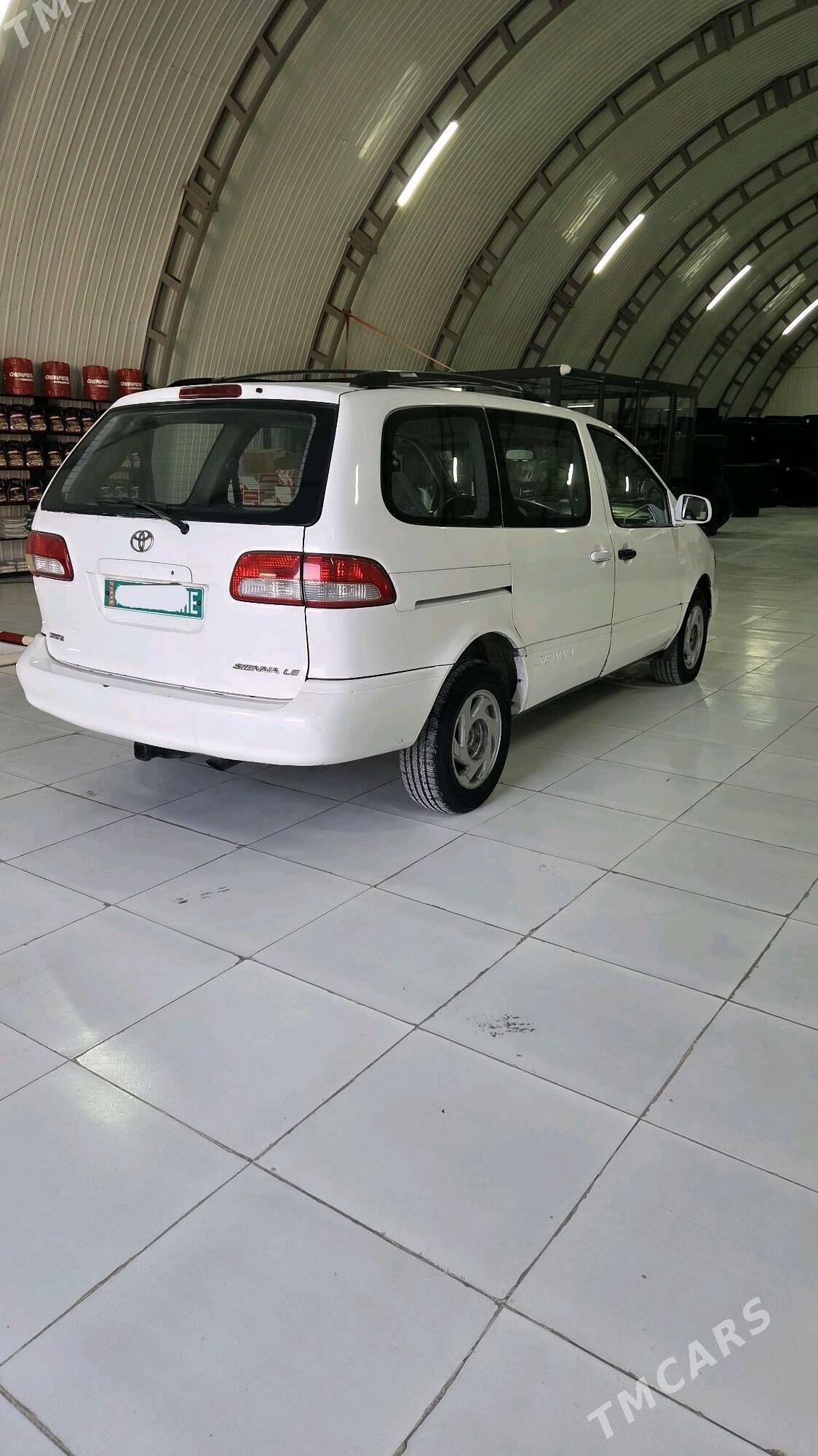 Toyota Sienna 2002 - 140 000 TMT - Gökdepe - img 3