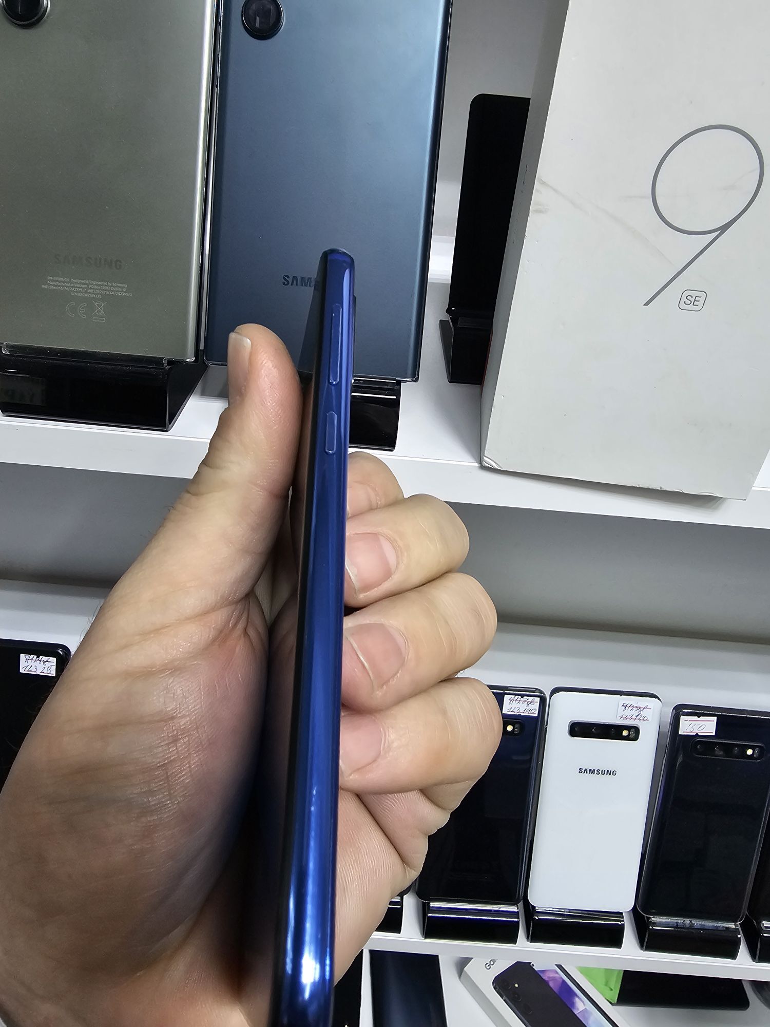 MI 9 SE 6/128 GB GLOBAL - Торговый центр "15 лет Независимости" - img 5