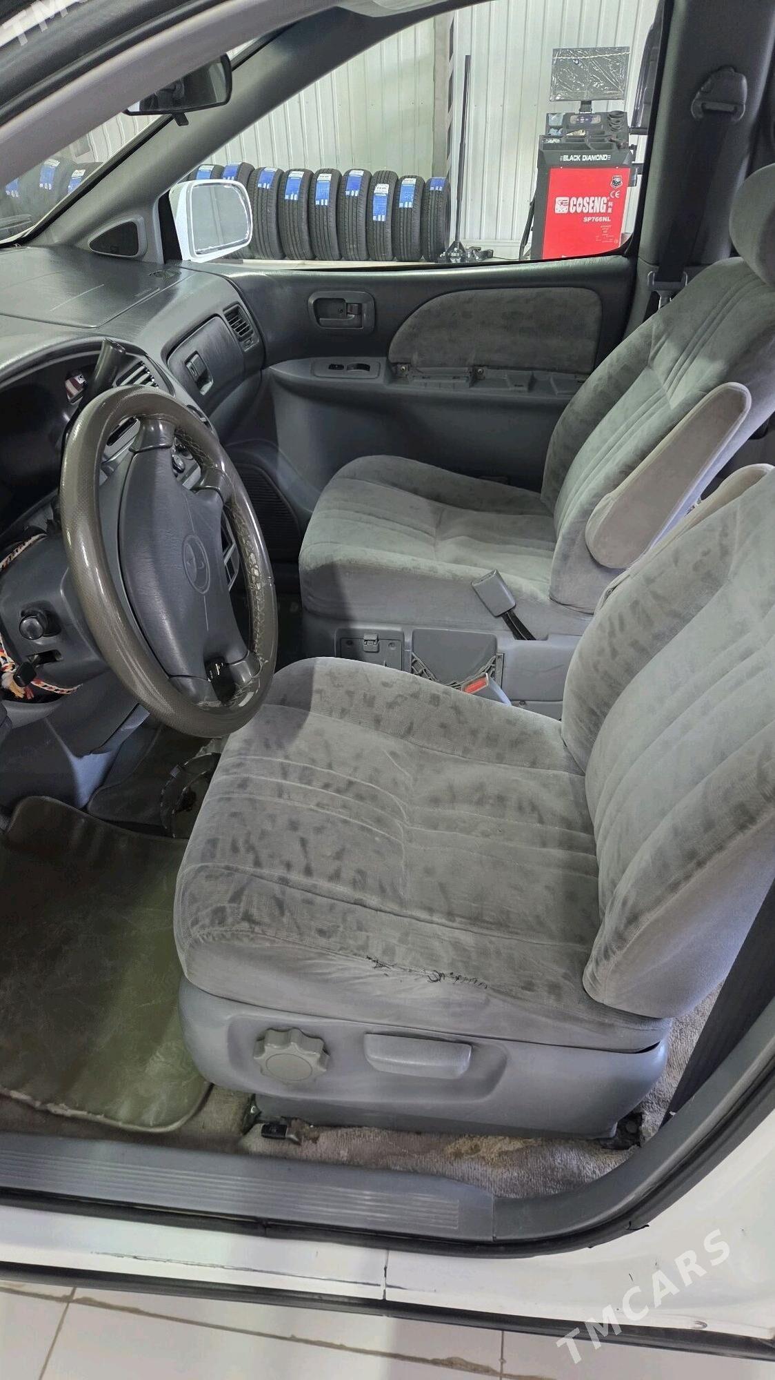 Toyota Sienna 2002 - 140 000 TMT - Gökdepe - img 6