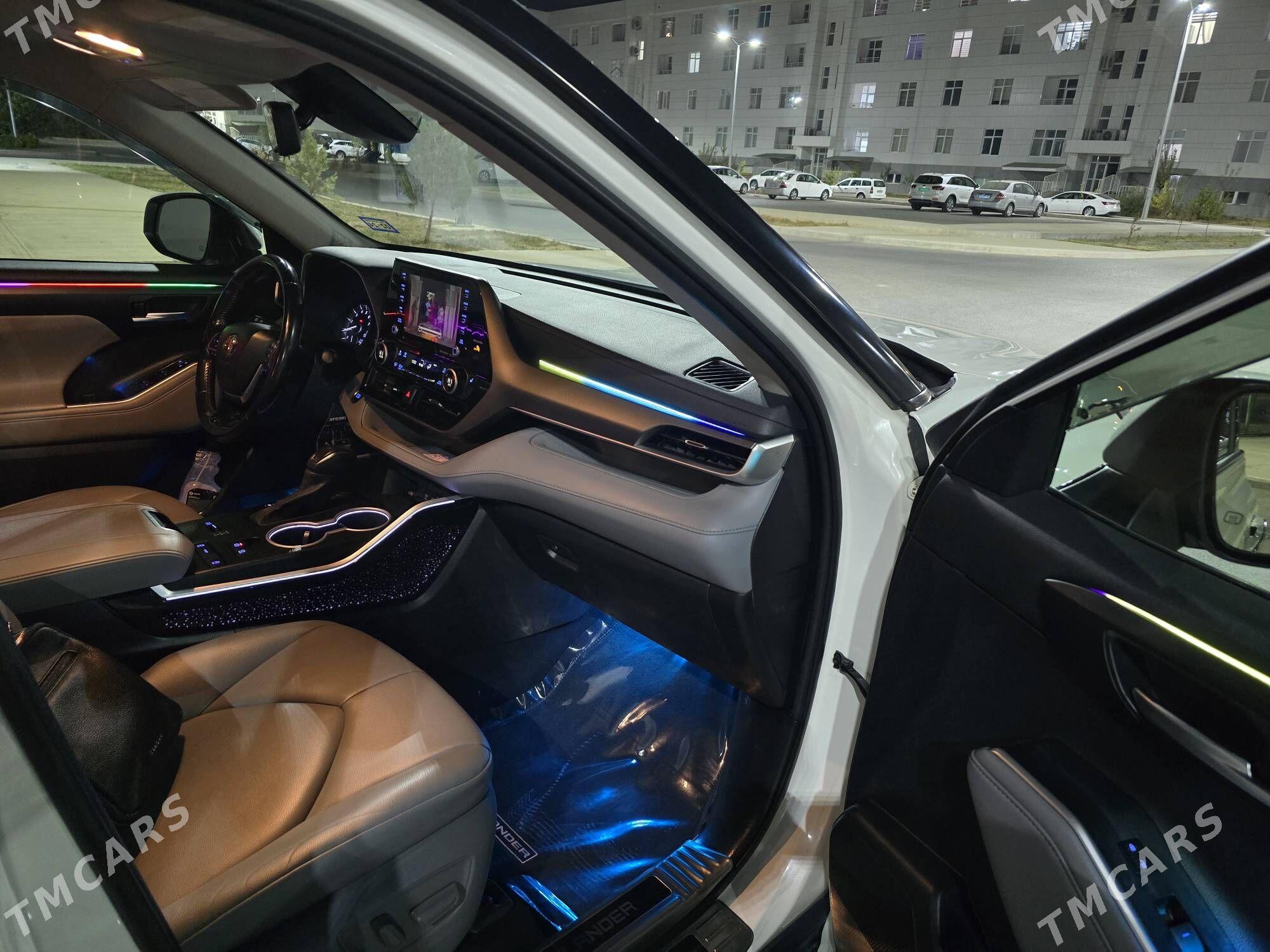 Toyota Highlander 2021 - 510 000 TMT - Ашхабад - img 8