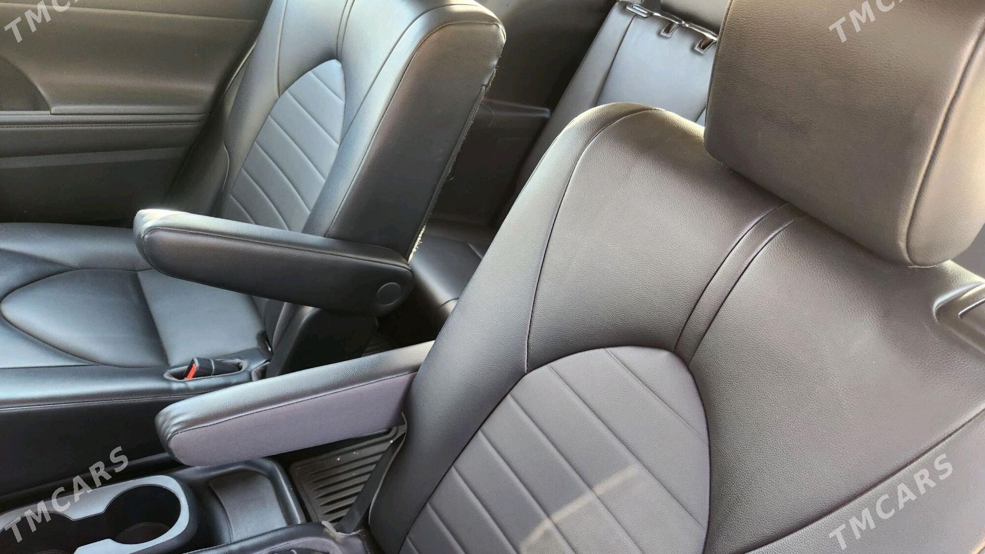 Toyota Highlander Hybrid 2022 - 440 000 TMT - Дашогуз - img 7