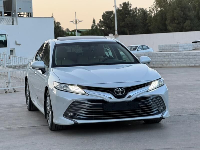Toyota Camry 2018 - 465 000 TMT - Ашхабад - img 1