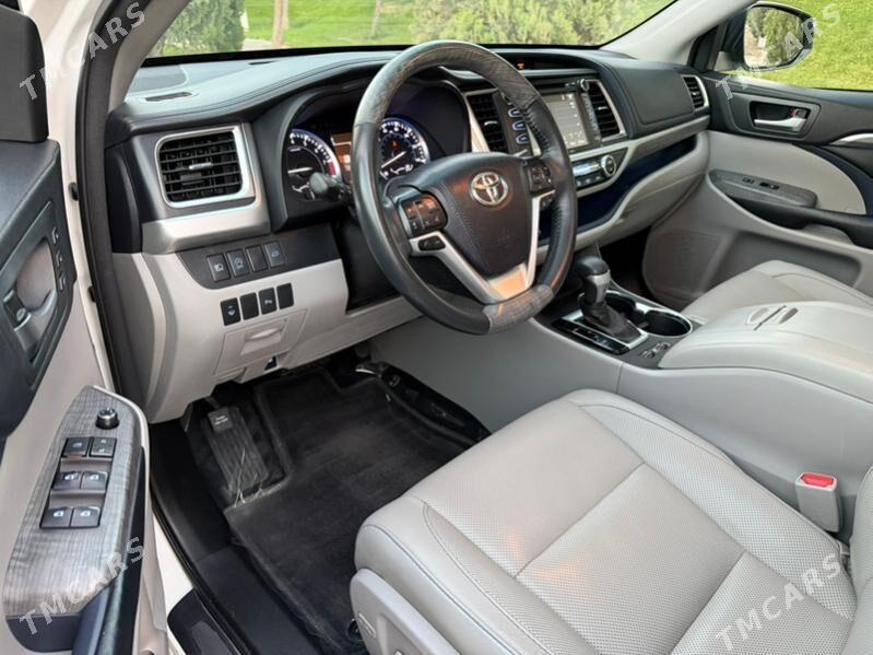 Toyota Highlander 2018 - 475 000 TMT - Мары - img 8