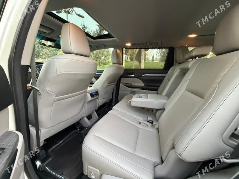 Toyota Highlander 2018 - 475 000 TMT - Мары - img 9