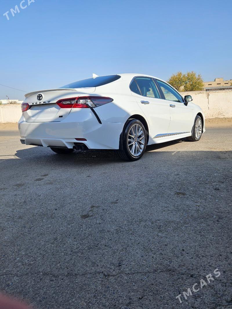 Toyota Camry 2022 - 315 000 TMT - Мары - img 4
